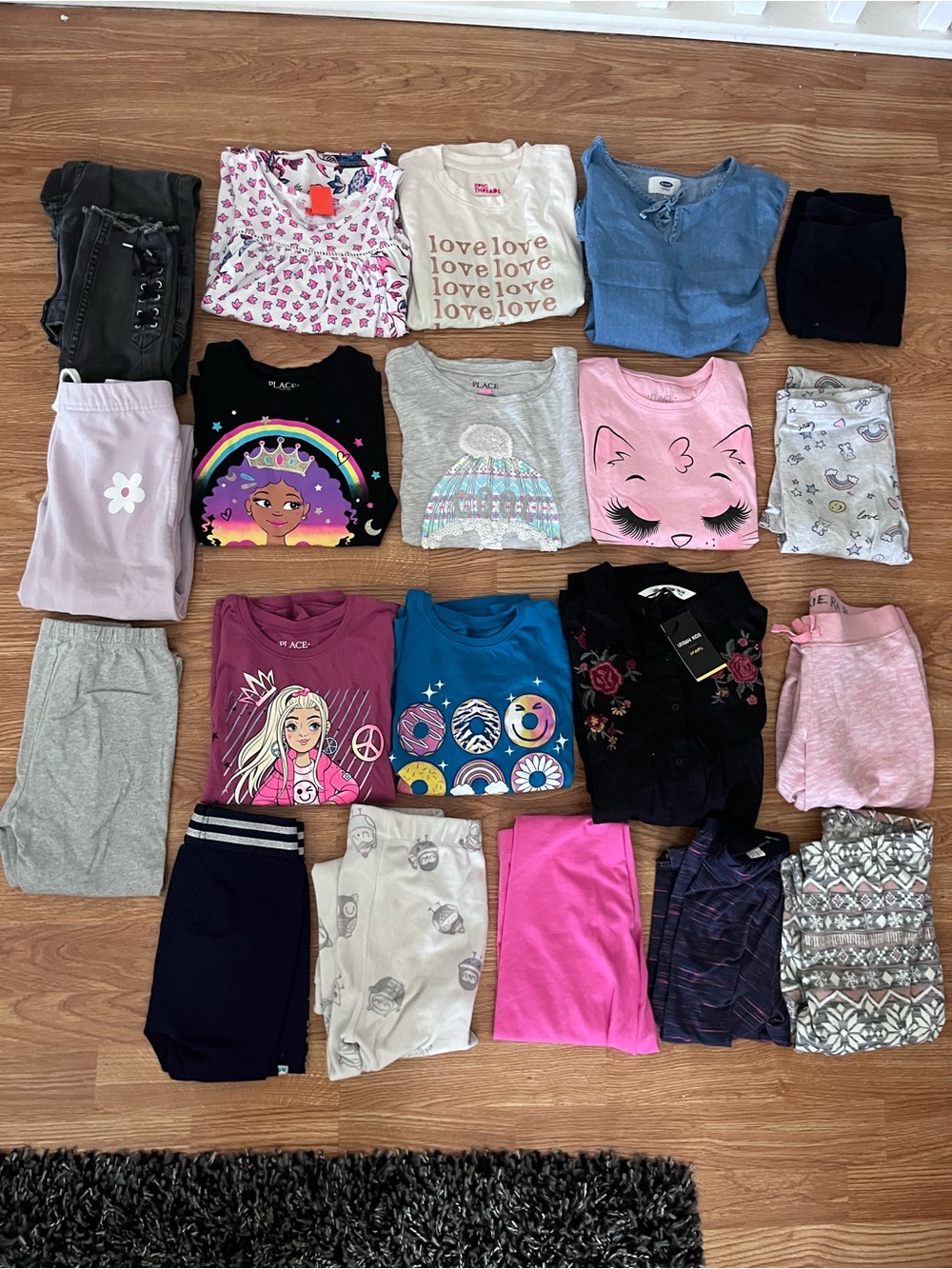 Girls 7-8 shirts and leggings lot